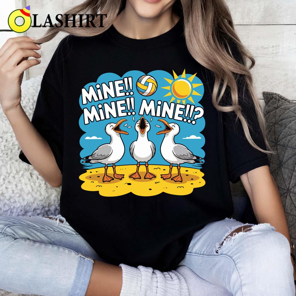 Funny Bird Playing Volleyball Mine Game Day Vibes Sports T-shirt Classic Shirt