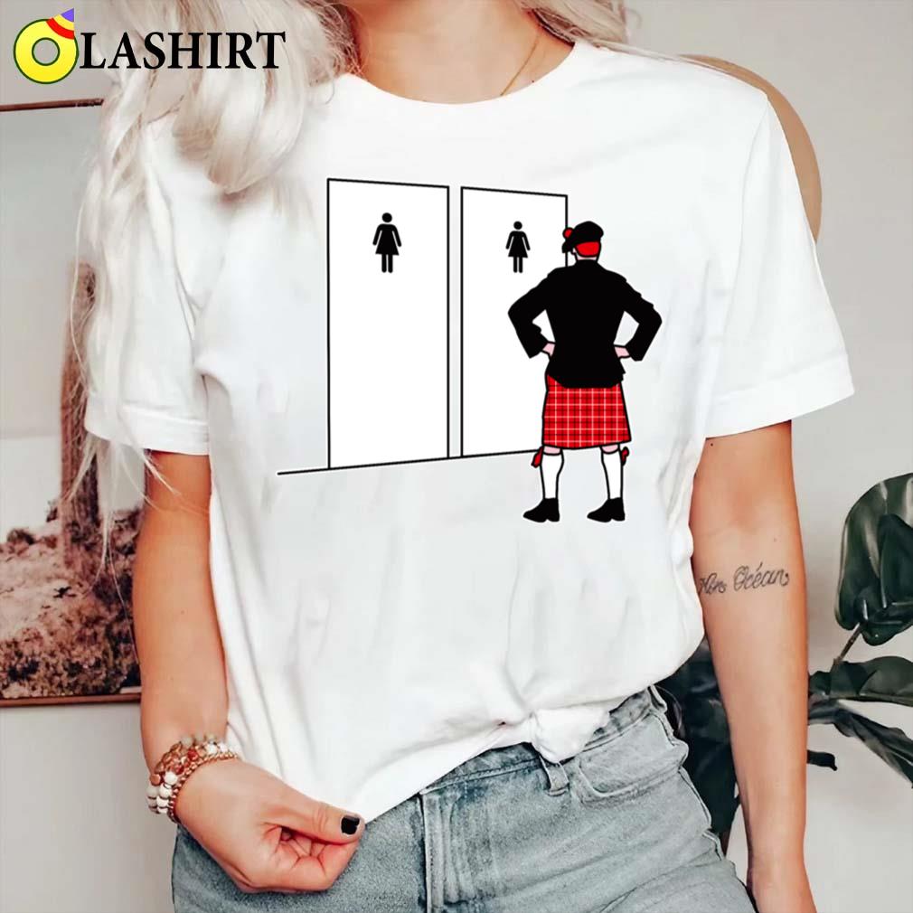 Funny Scottish Kilt Bagpipe Player Scotland Toilet T-shirt Classic Shirt