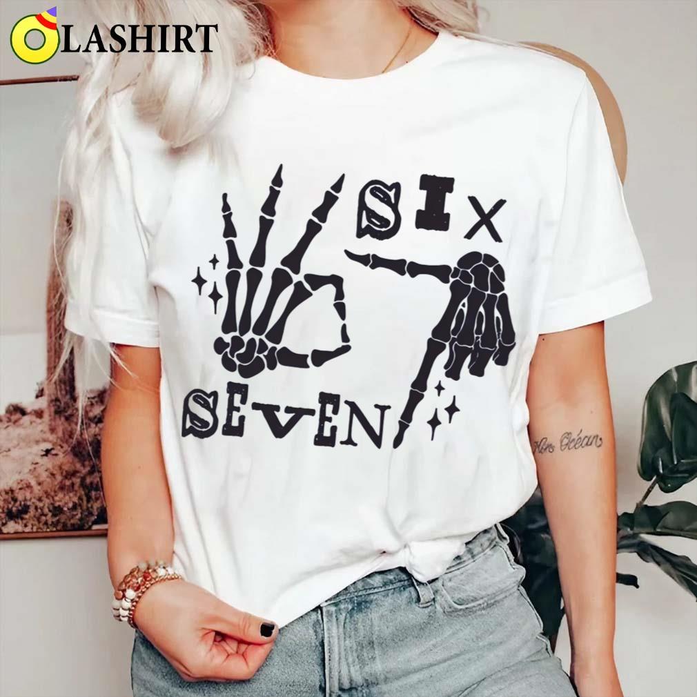 6 7 Six Seven Halloween Skeleton Hands T-shirt Classic Shirt